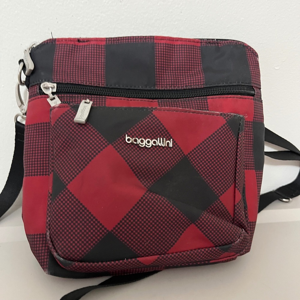 Baggallini Modern Pocket Crossbody Red Buffalo Plaid Bag Nylon Adjustable Strap